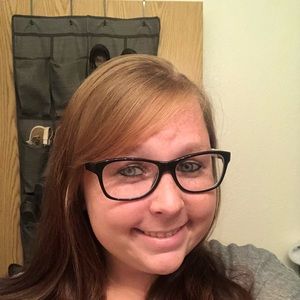 Meet your Posher, Bethany